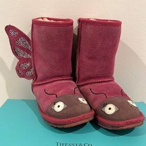 Selling because it's small.  winter uesd